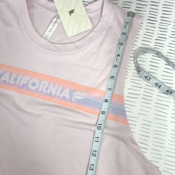 NWT fabletics top - Picture 3 of 8